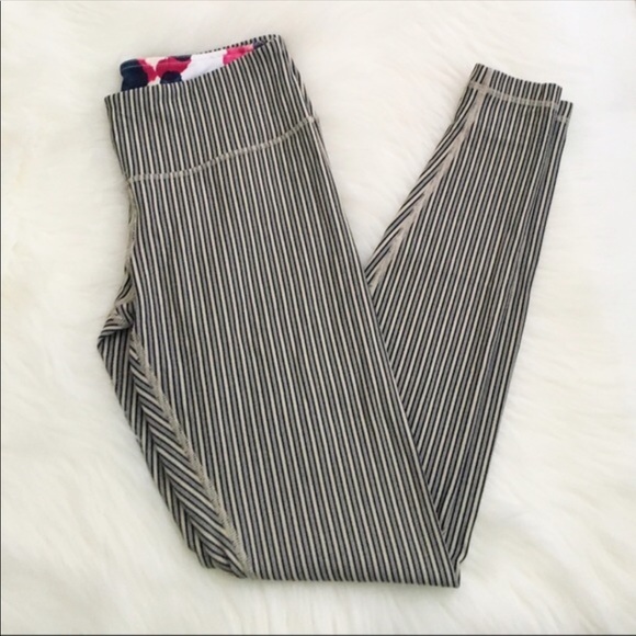 lululemon athletica Pants - Lululemon Wunder Under Striped Leggings